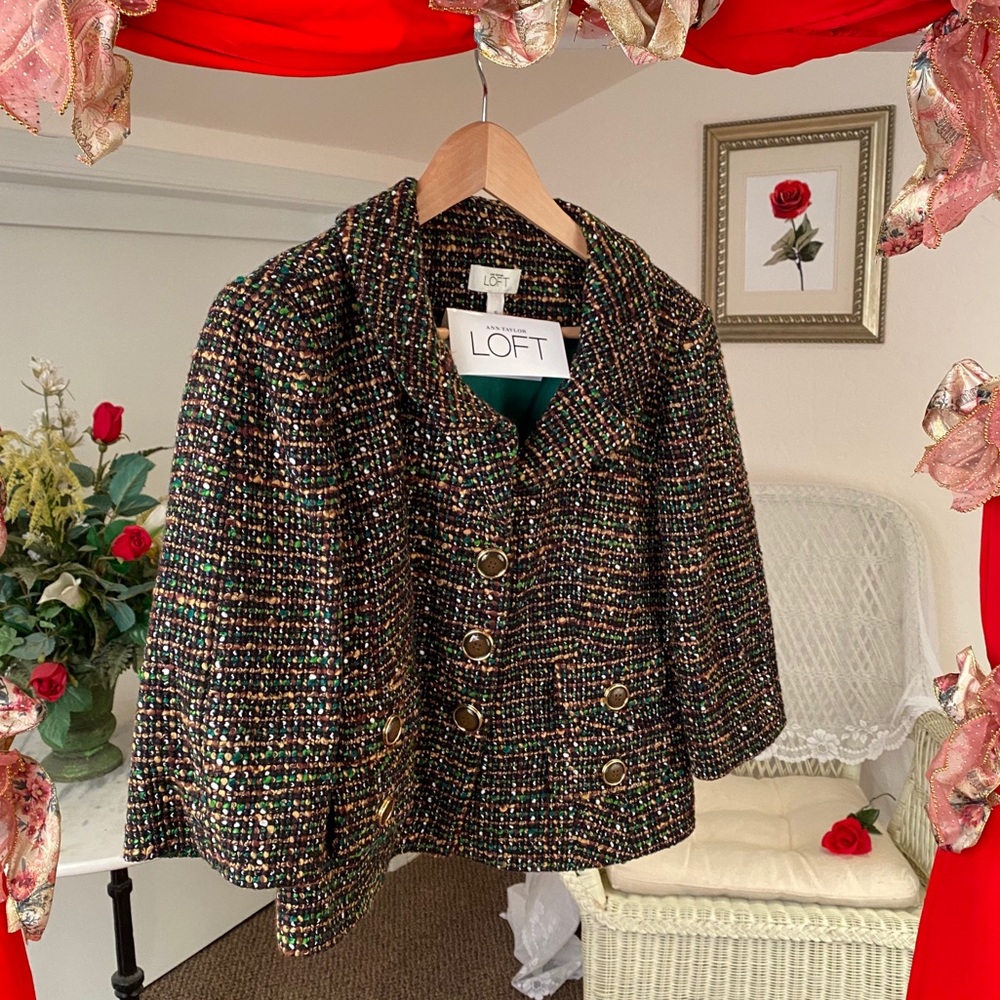 Ann Taylor Loft 3/4 Sleeve cropped blazer.